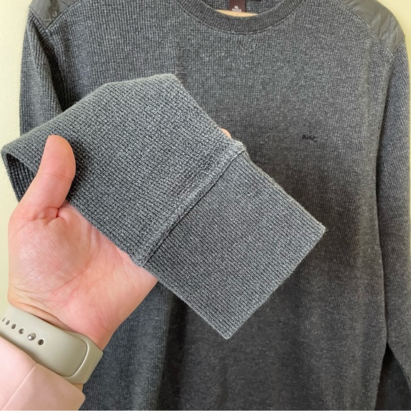Michael Kors Gray Pullover Sweater w/ Shoulder Details SIZE XL - Picture 6 of 8